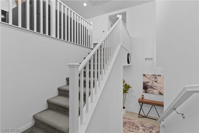 2 Free Drop Court, Las Vegas, NV 89148