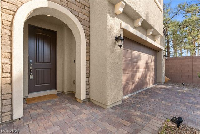 2 Free Drop Court, Las Vegas, NV 89148