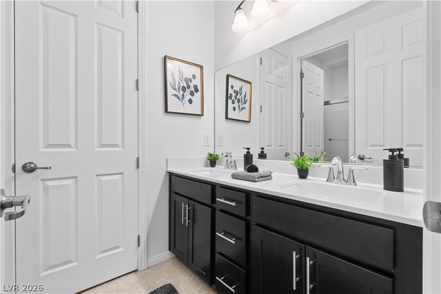 2 Free Drop Court, Las Vegas, NV 89148