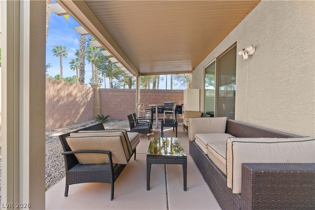 2 Free Drop Court, Las Vegas, NV 89148