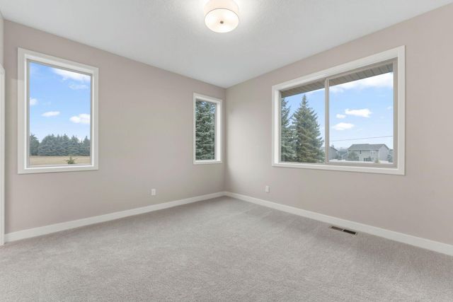 17994 Hidden Creek Trail, Lakeville, MN 55044