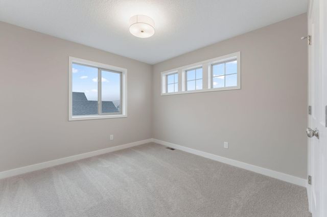 17994 Hidden Creek Trail, Lakeville, MN 55044
