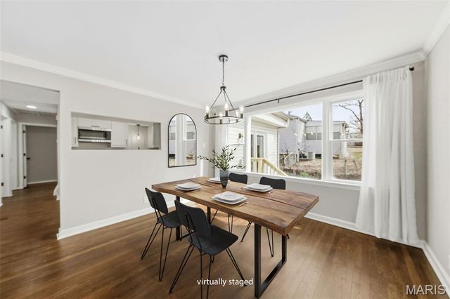 10410 Ewell Drive, St Louis, MO 63137