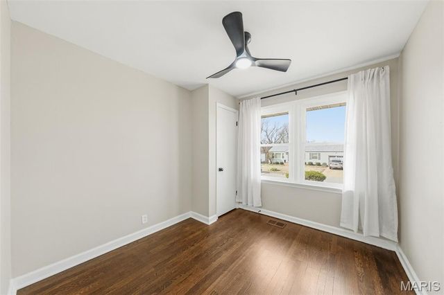 10410 Ewell Drive, St Louis, MO 63137