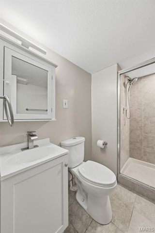 10410 Ewell Drive, St Louis, MO 63137