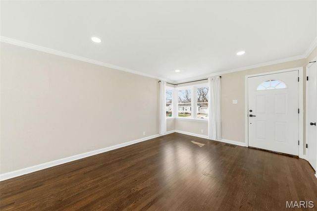 10410 Ewell Drive, St Louis, MO 63137