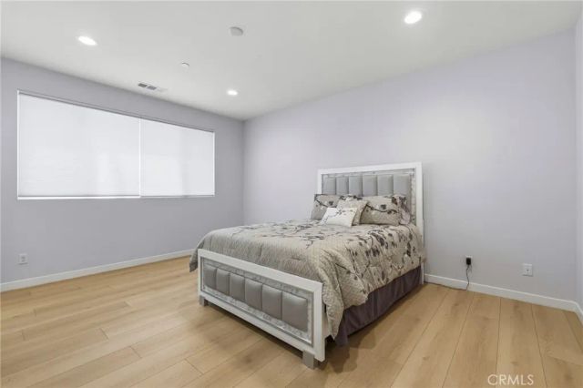 13107 W Lumina Way, Valley Glen, CA 91401
