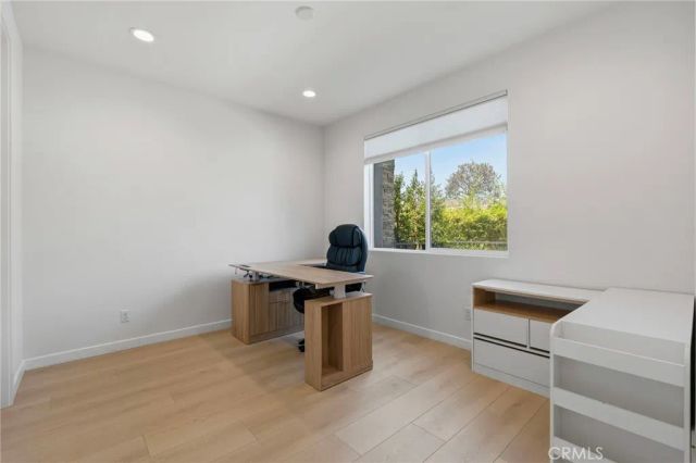 13107 W Lumina Way, Valley Glen, CA 91401