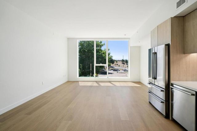 188 W Saint James Street 10410, San Jose, CA 95110
