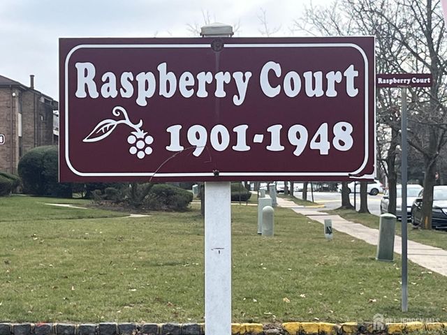 1947 Raspberry Court, Edison, NJ 08817