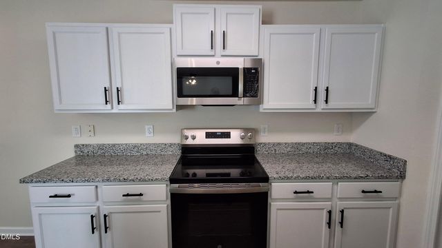 134 Pillow Lane, Burlington, NC 27217