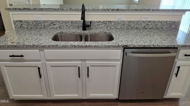 134 Pillow Lane, Burlington, NC 27217