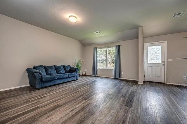 1332 Dustin Drive, Edmond, OK 73003