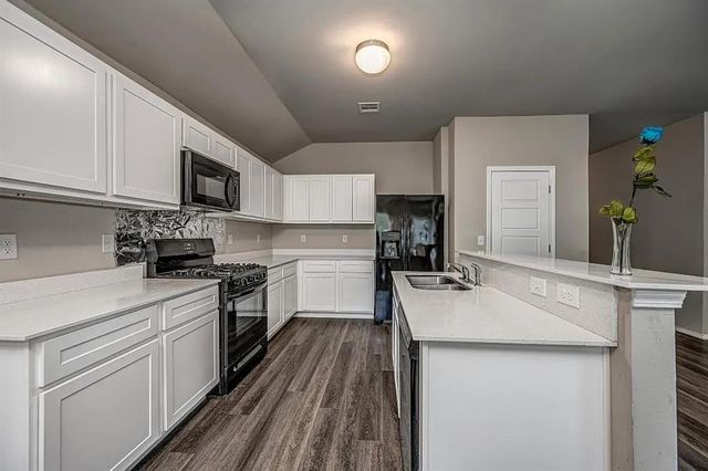1332 Dustin Drive, Edmond, OK 73003