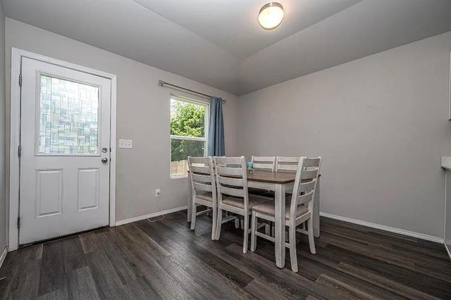 1332 Dustin Drive, Edmond, OK 73003