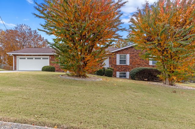 615 Larry Dr, Ringgold, GA 30736