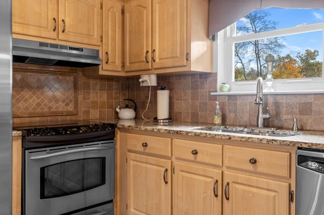 615 Larry Dr, Ringgold, GA 30736