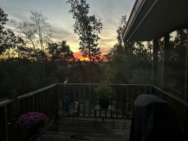 615 Larry Dr, Ringgold, GA 30736