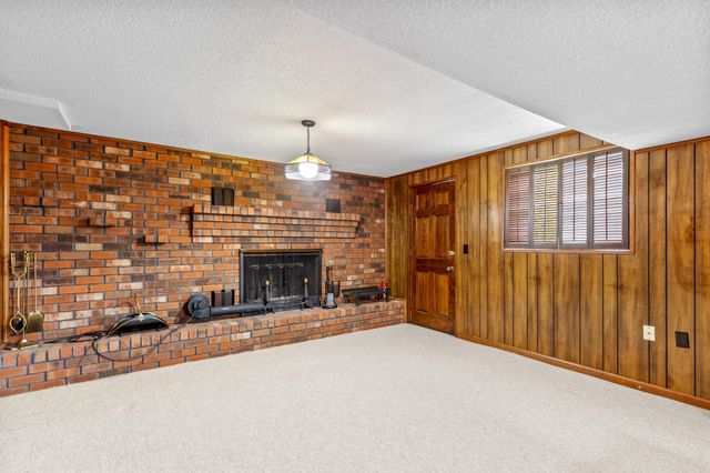 615 Larry Dr, Ringgold, GA 30736