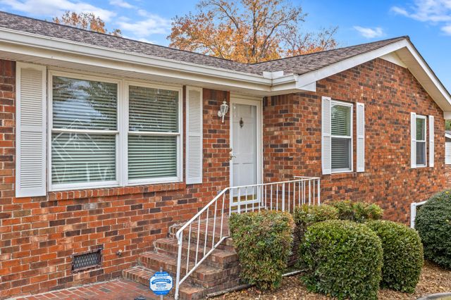 615 Larry Dr, Ringgold, GA 30736