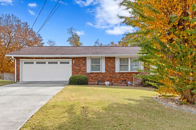 615 Larry Dr, Ringgold, GA 30736