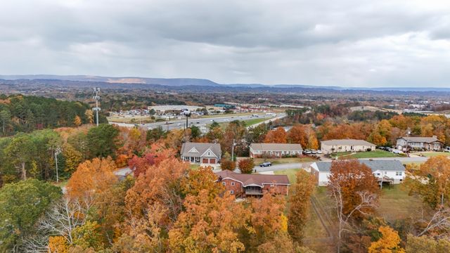 615 Larry Dr, Ringgold, GA 30736