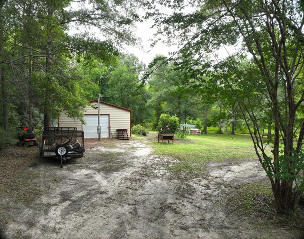 349 Bird Dog Lane, Cottageville, SC 29435