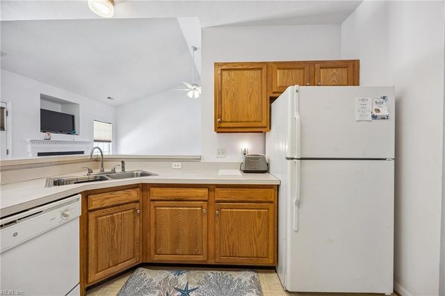 22480 York CT, Windsor, VA 23487