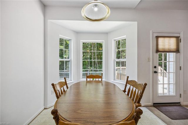 22480 York CT, Windsor, VA 23487