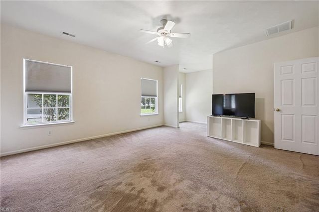 22480 York CT, Windsor, VA 23487
