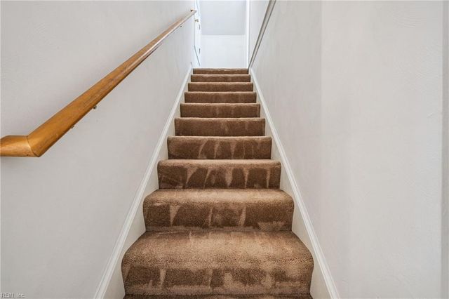 22480 York CT, Windsor, VA 23487