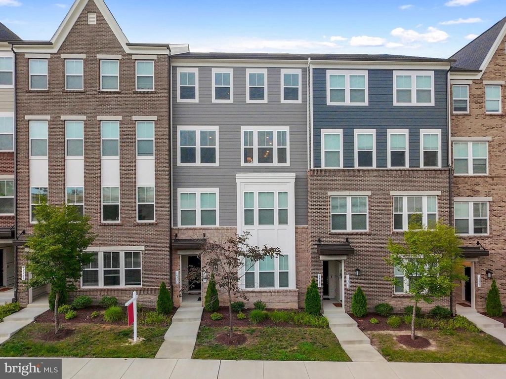 14957 RIVER WALK WAY, Woodbridge, VA 22191
