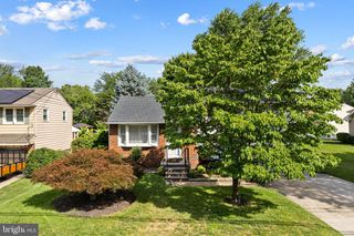 604 DAVIS RD, Barrington, NJ 08007