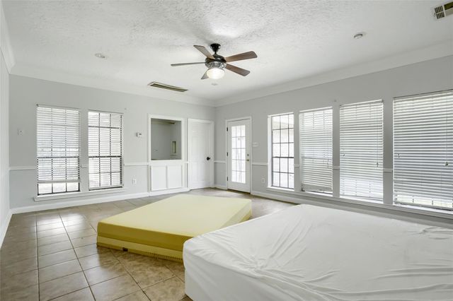 3811 Sunstone Drive, Houston, TX 77068