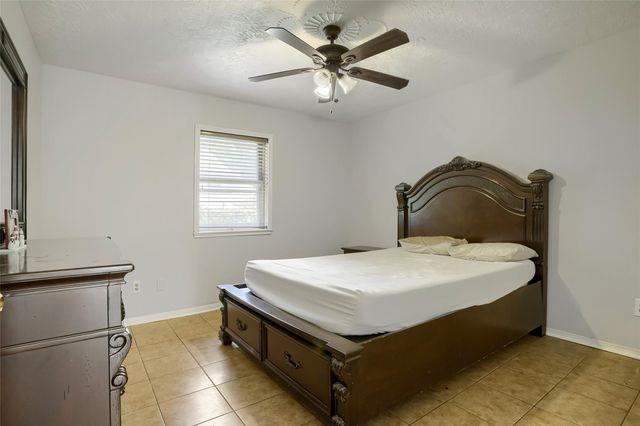 3811 Sunstone Drive, Houston, TX 77068
