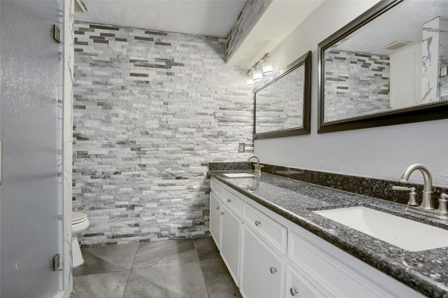 3811 Sunstone Drive, Houston, TX 77068