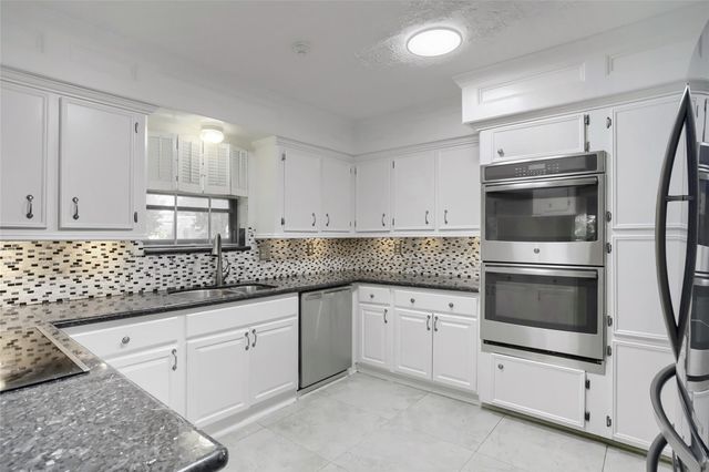 3811 Sunstone Drive, Houston, TX 77068
