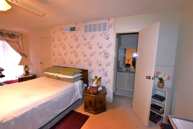 3100 Jeanetta Street 1403, Houston, TX 77063