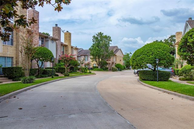 3100 Jeanetta Street 1403, Houston, TX 77063