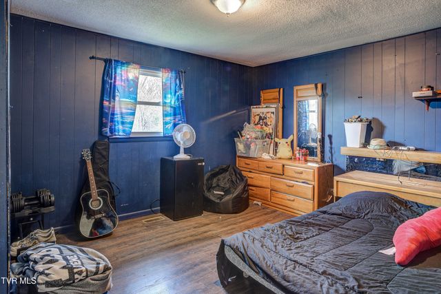 2686 Siam Road, Elizabethton, TN 37643