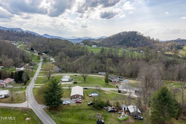 2686 Siam Road, Elizabethton, TN 37643