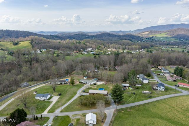 2686 Siam Road, Elizabethton, TN 37643