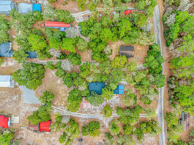 4247 Black Island Rd., Galivants Ferry, SC 29544