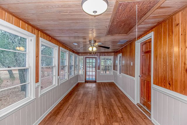 4247 Black Island Rd., Galivants Ferry, SC 29544