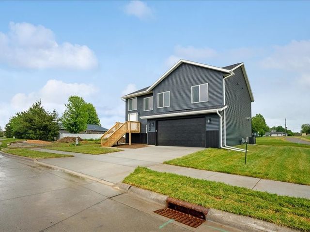 3107 Ginkgo Lane, Muscatine, IA 52761