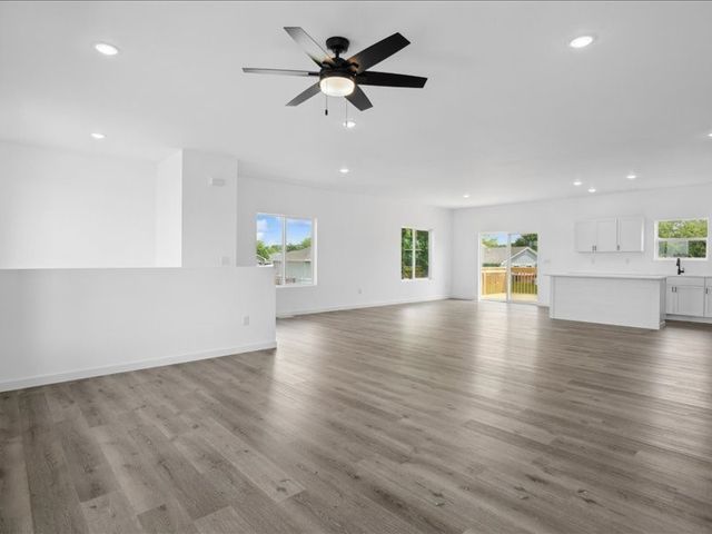 3107 Ginkgo Lane, Muscatine, IA 52761