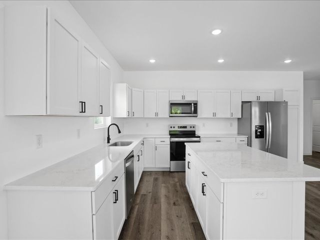 3107 Ginkgo Lane, Muscatine, IA 52761