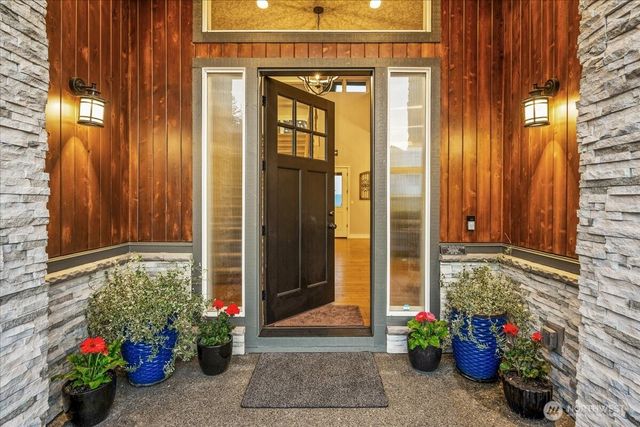 1852 N Columbia Ridge Way, Washougal, WA 98671