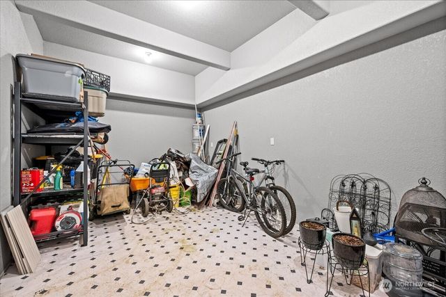 1852 N Columbia Ridge Way, Washougal, WA 98671