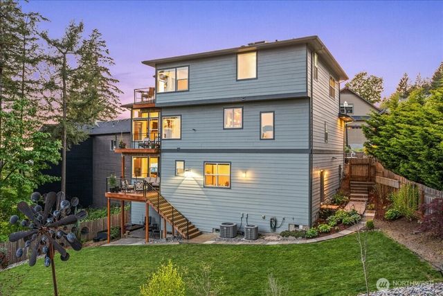 1852 N Columbia Ridge Way, Washougal, WA 98671